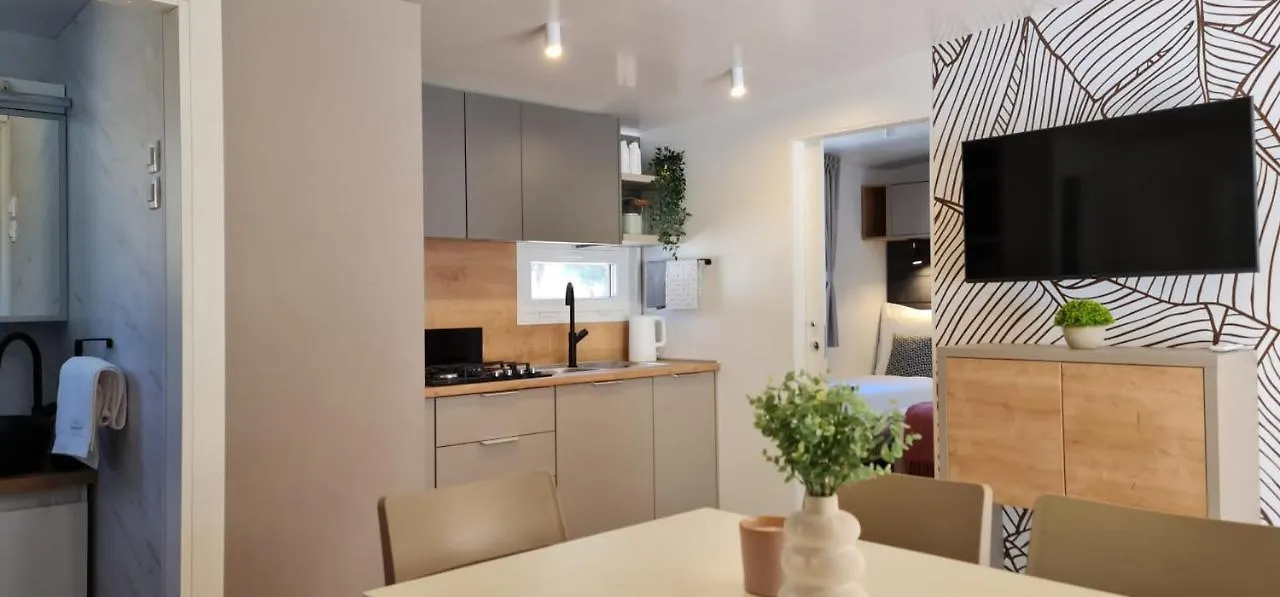 Olive Mobile Home Weißenburg Ferienhaus